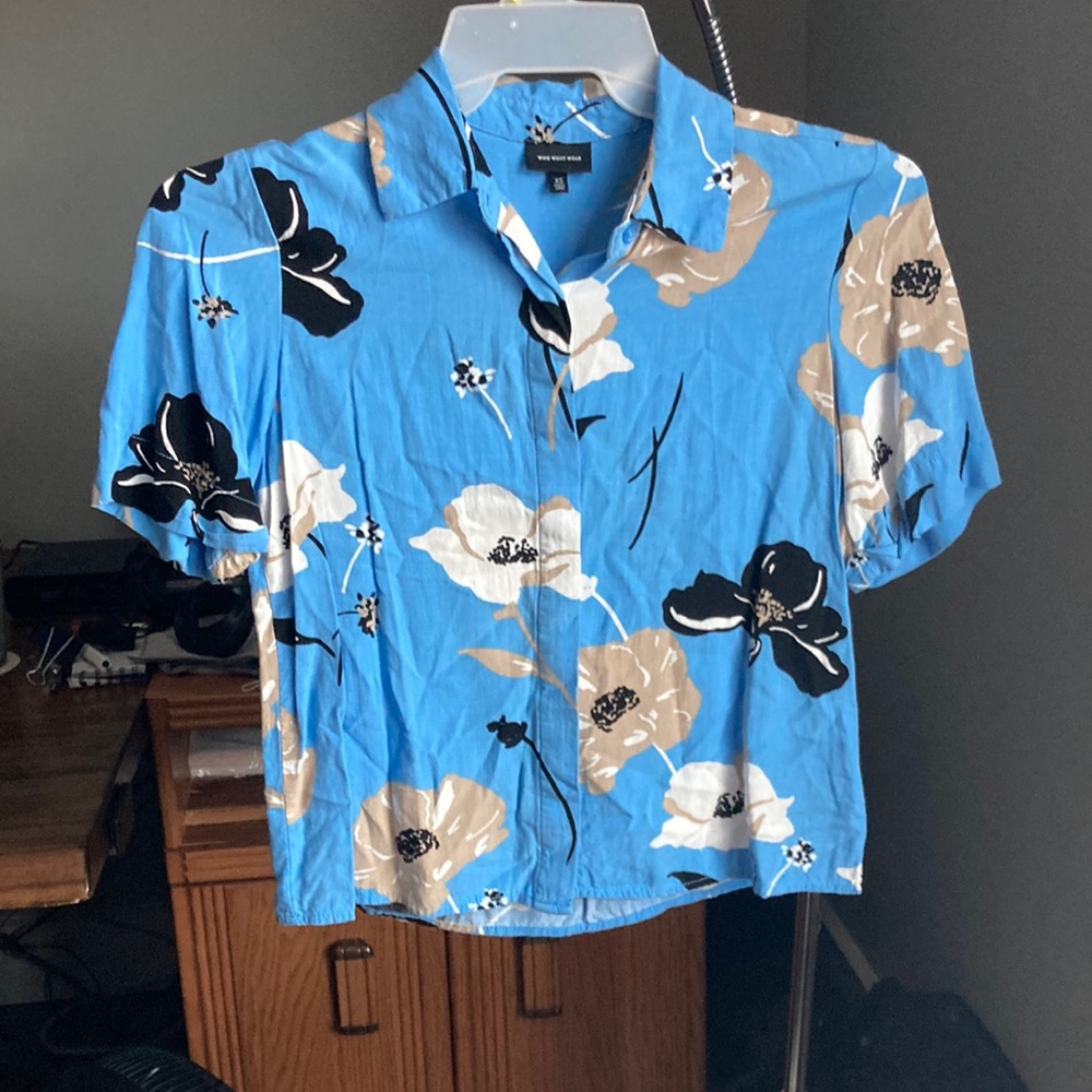 Beautiful Crop top button up